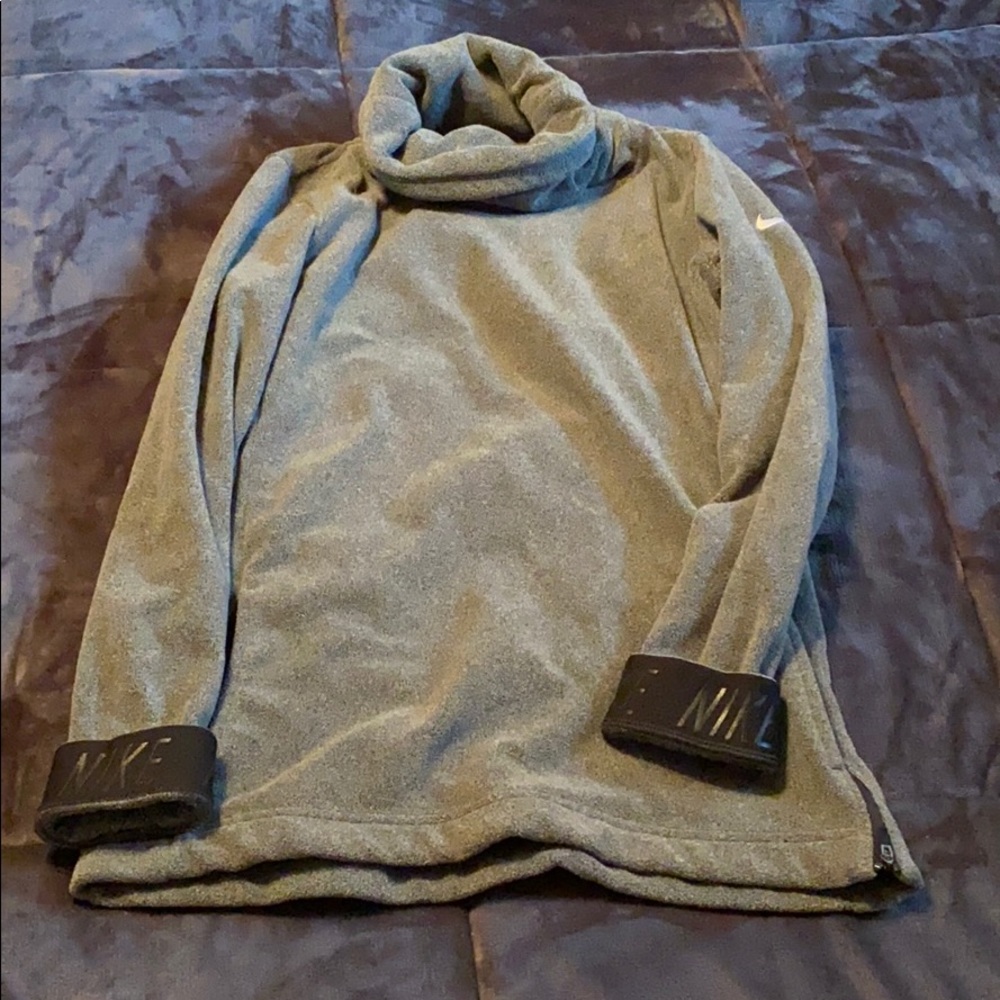 Nike sweatshirt